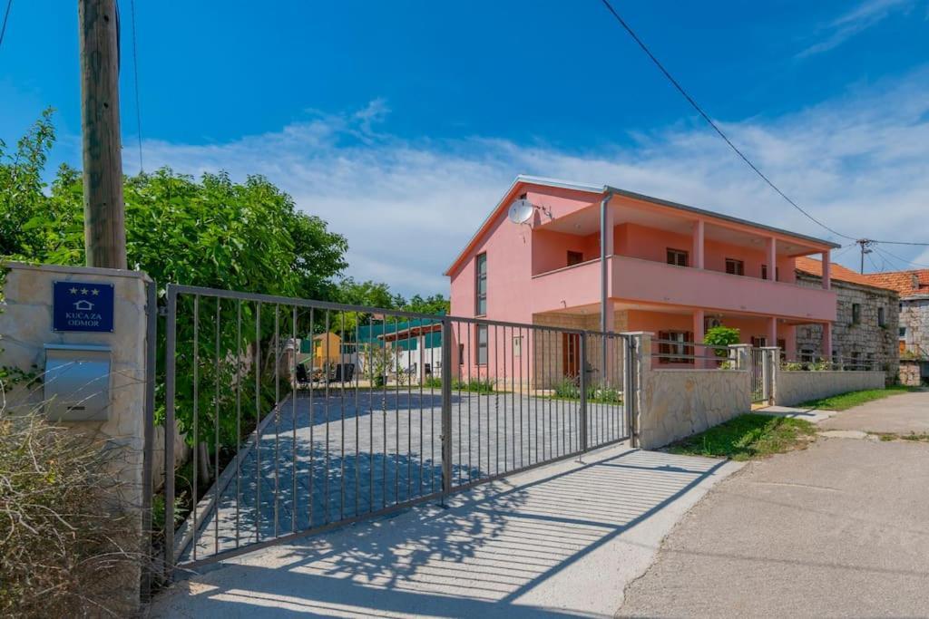 Villa Milla-Grubine Exteriör bild